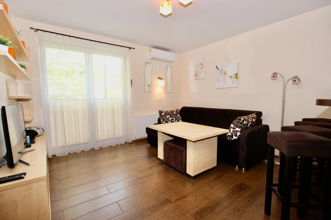 Apartamenty Bursztynowe Komnaty 达洛科 外观 照片